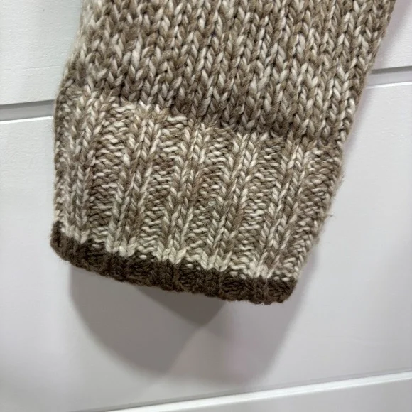 Roots women's oatmeal and white knit double breasted wool blend sweater size M - Picture 5 of 15